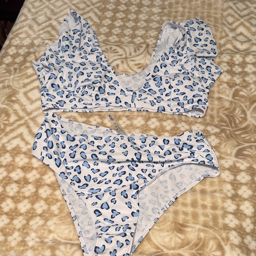 SHEIN Blue and White Leopard Print Bikini